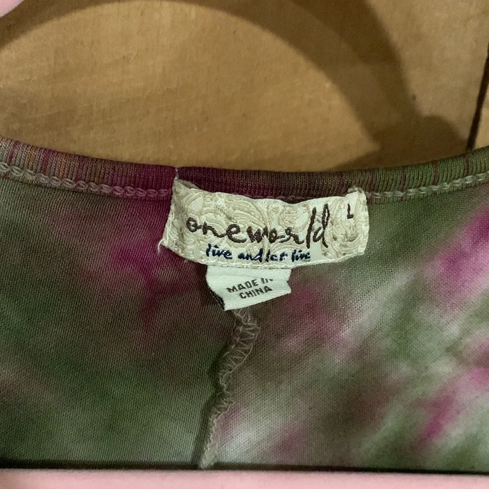 One World Open Front Top - Picture 2 of 6